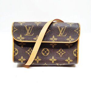 Authentic Louis Vuitton Pochette Florentine Monogram Shoulder Bag mn409-012926